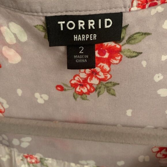 Torrid Harper Leopard Floral Challis Blouse Plus Size 2X - Picture 11 of 11